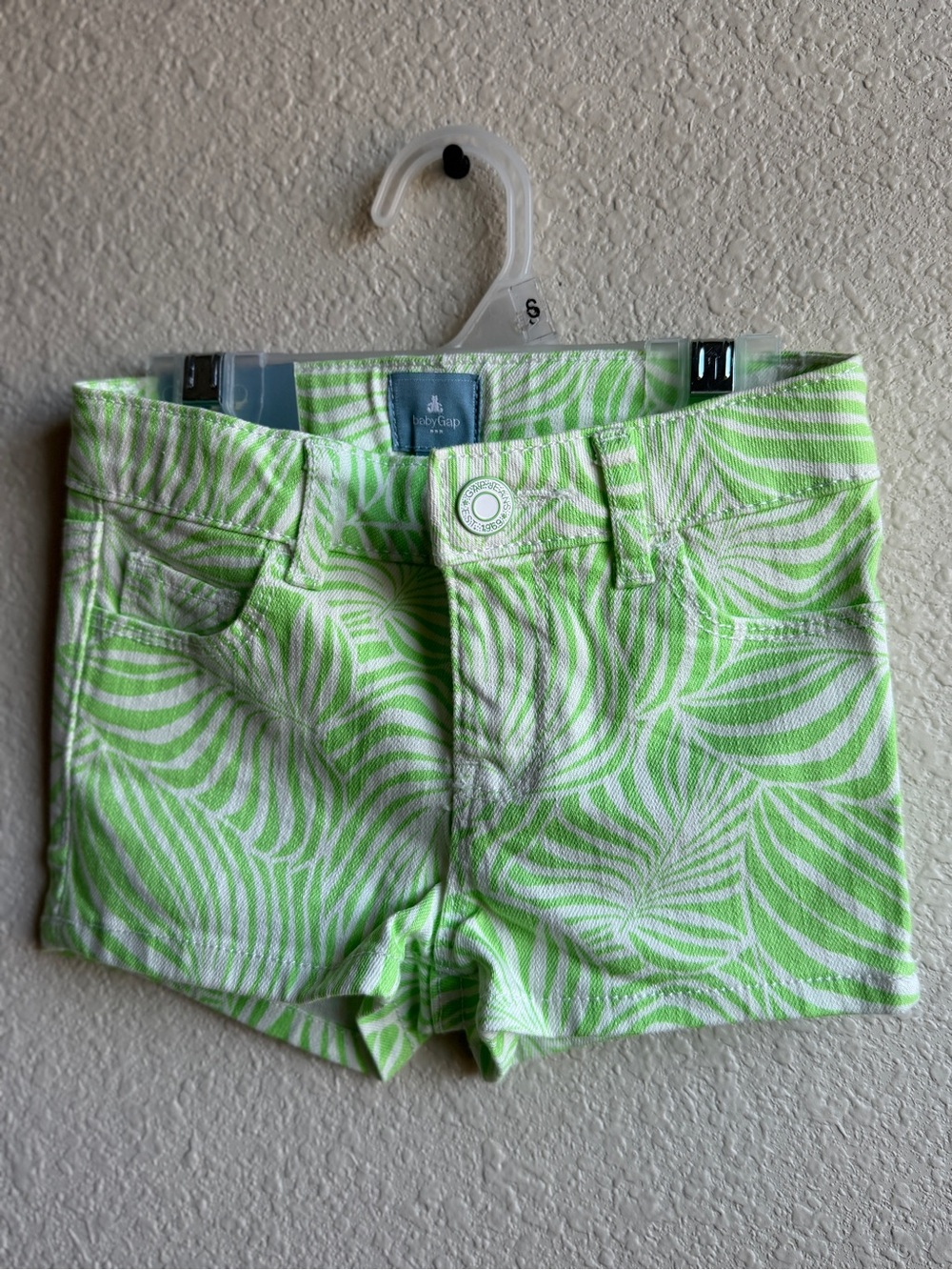 Baby GAP Lime Green Leaf-Print Girls' Jean Shorts